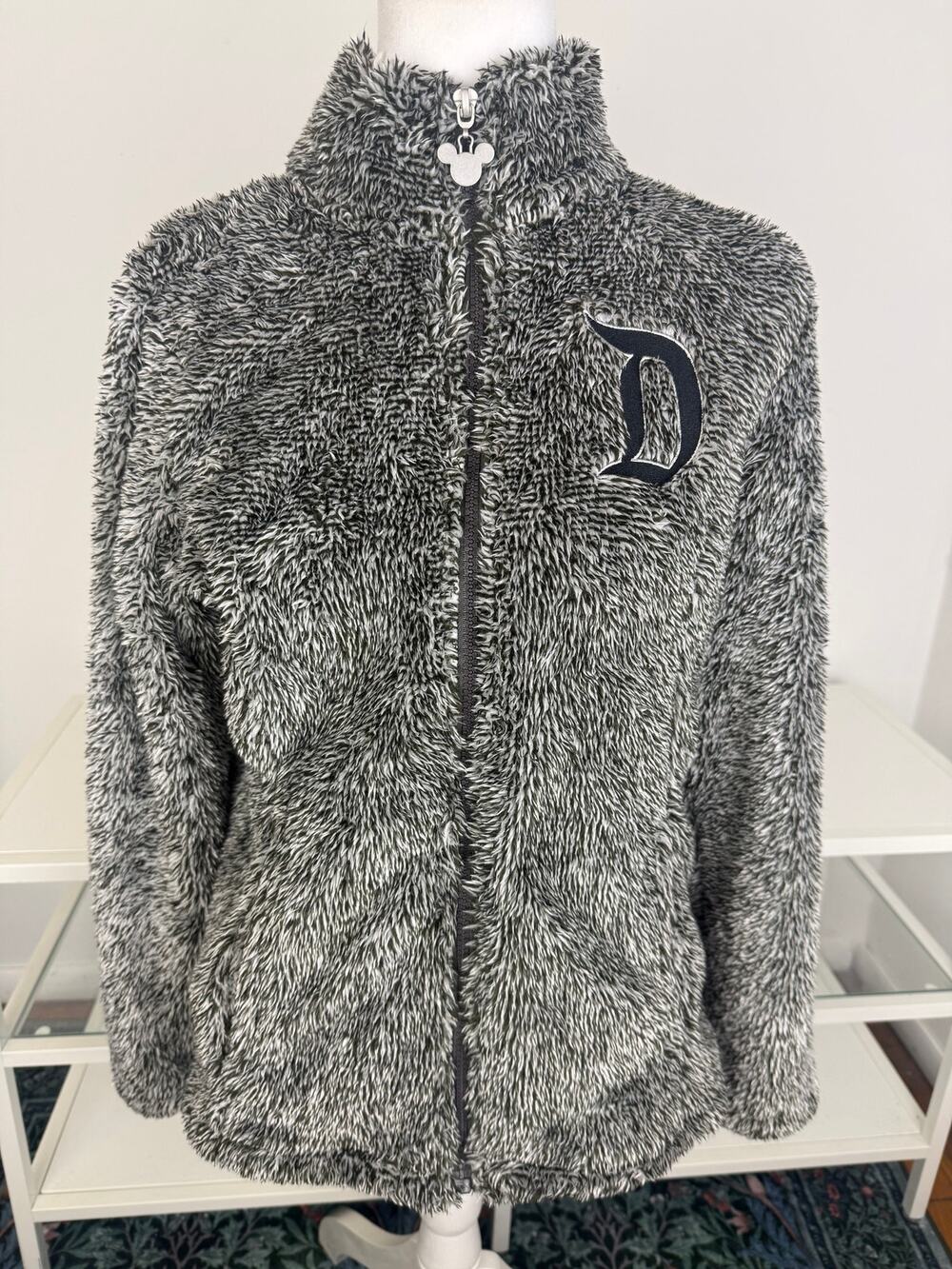 Disney Parks Disneyland Sherpa Soft Furry Fleece Gray Full Zip-Up Logo Jacket XS